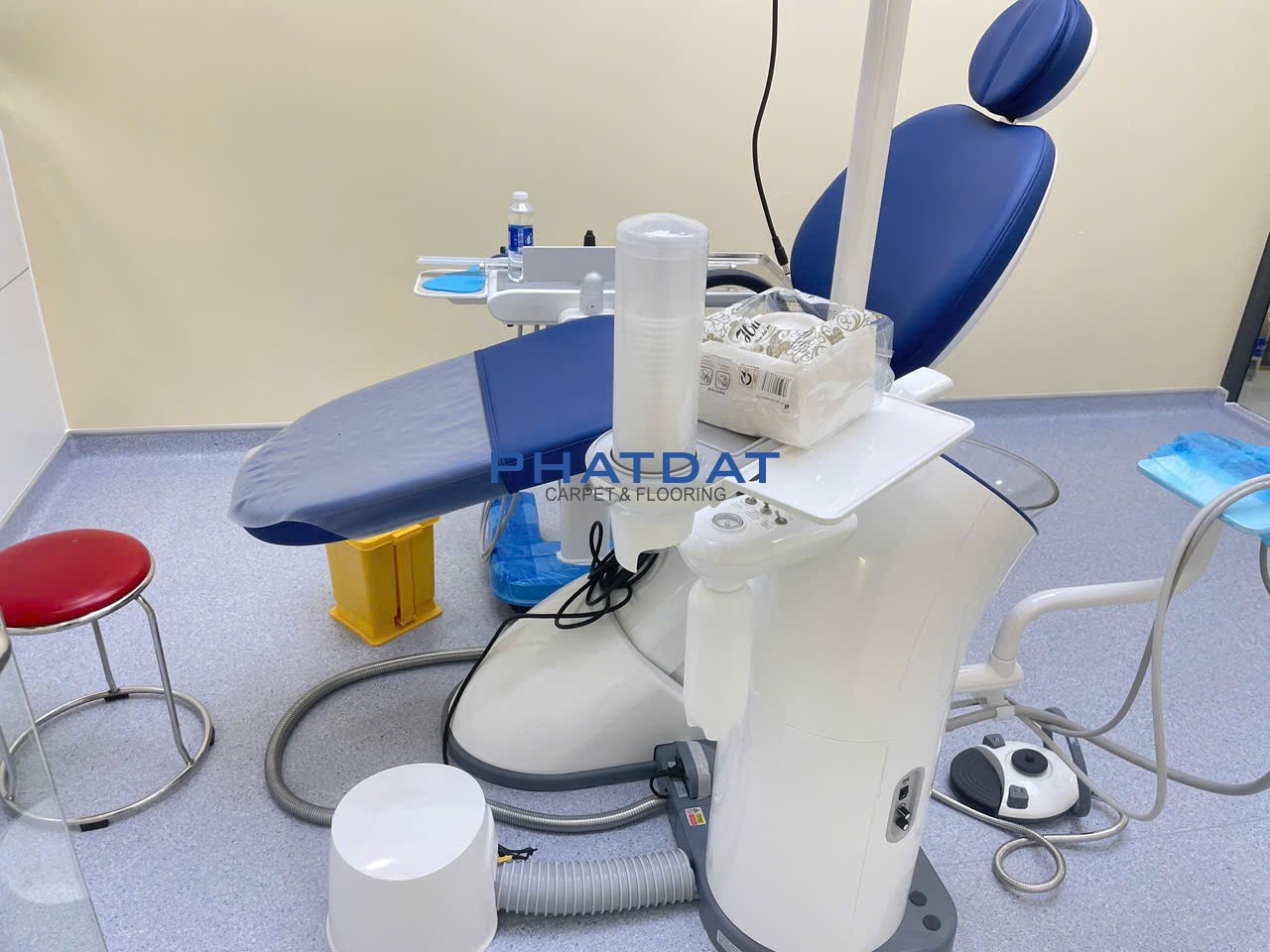 sàn vinyl kháng khuẩn nha khoa nguyễn xiển hcmc